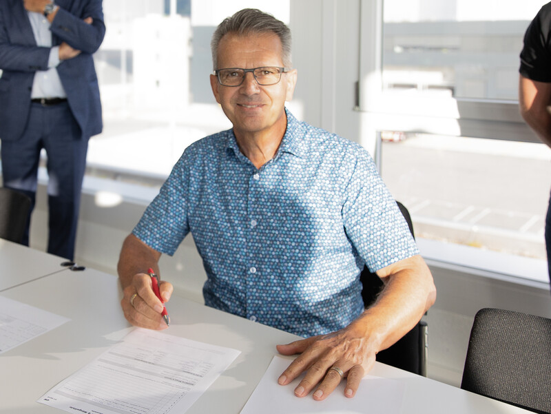 Officiële overdracht aan Bell Zwitserland 