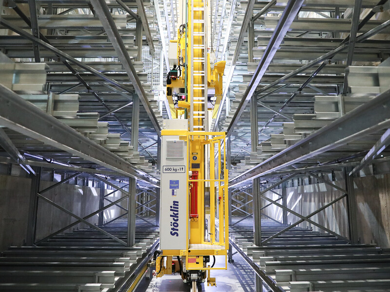 The Essential Technologies for Automating Pharmaceutical Warehouses 